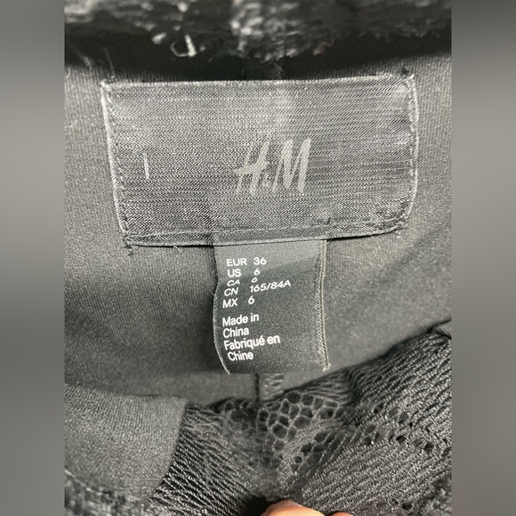 Black Lace H&M Off the Shoulder Dress STUNNING 🔥 Small Size 6 - Picture 4 of 5